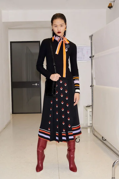 Look 9